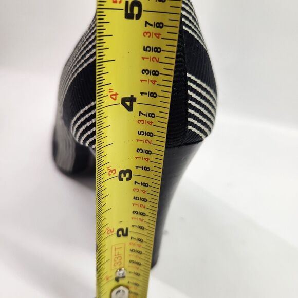 Woman's Nine West 3 1/2" Heel Peep Toe Size 8 1/2 M Black White Stripe - Picture 15 of 16